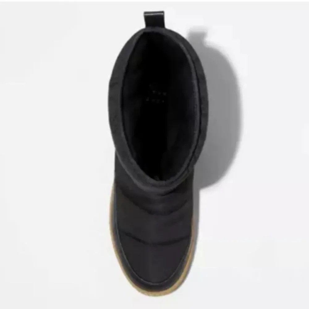 Women's Black Winter Boots sz 11